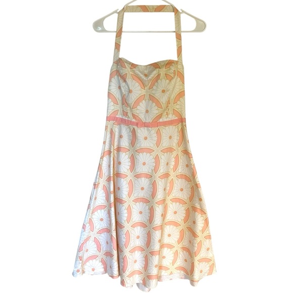 Maggy London Dresses & Skirts - Vintage Maggy London Peach Pink and Cream Floral Halterneck Fit and Flare Dress